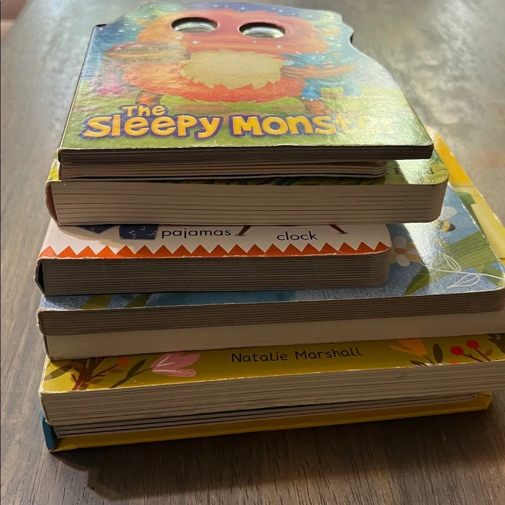 CHILDREN’S BOARD BOOKS SET OF 8 NEW KIDS BOOKS LEARNING #79